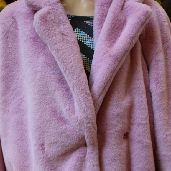 NWT Forever 21 Pink Faux Fur or Plush Jacket Size S - Picture 4 of 9